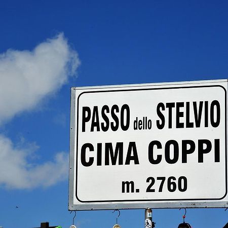 Hotel Passo Stelvio Exterior photo
